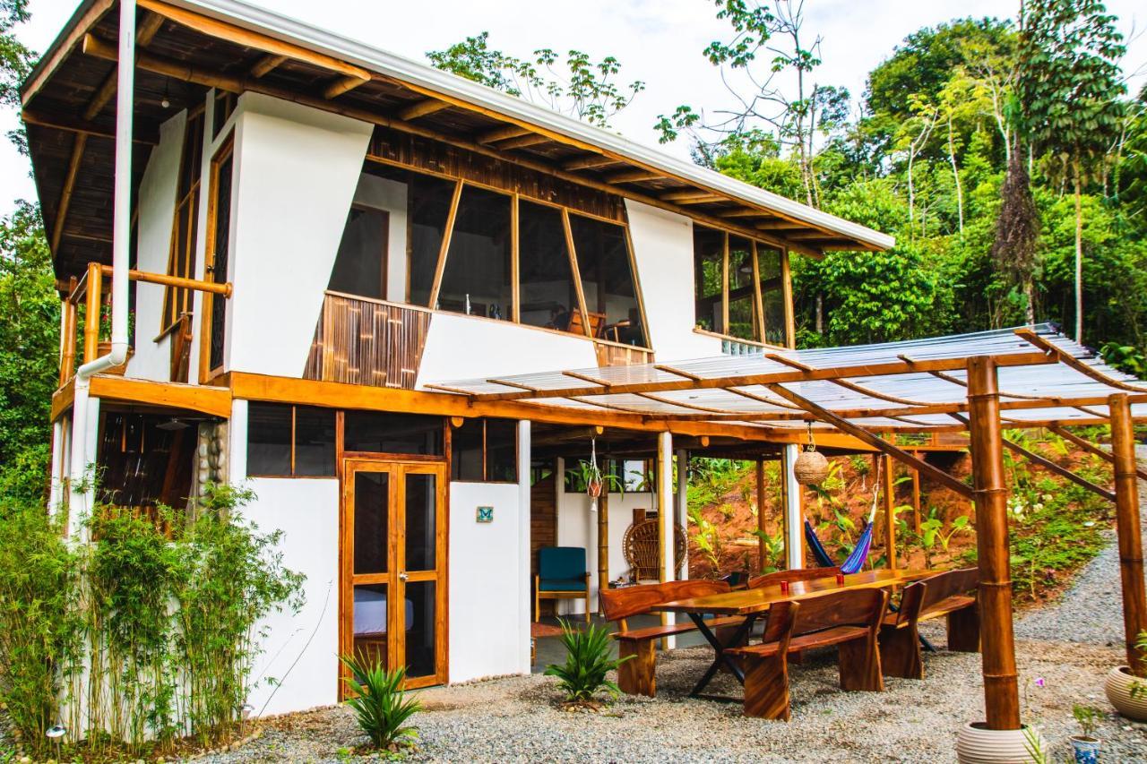 Oasis Uvita Bed & Breakfast Exterior photo